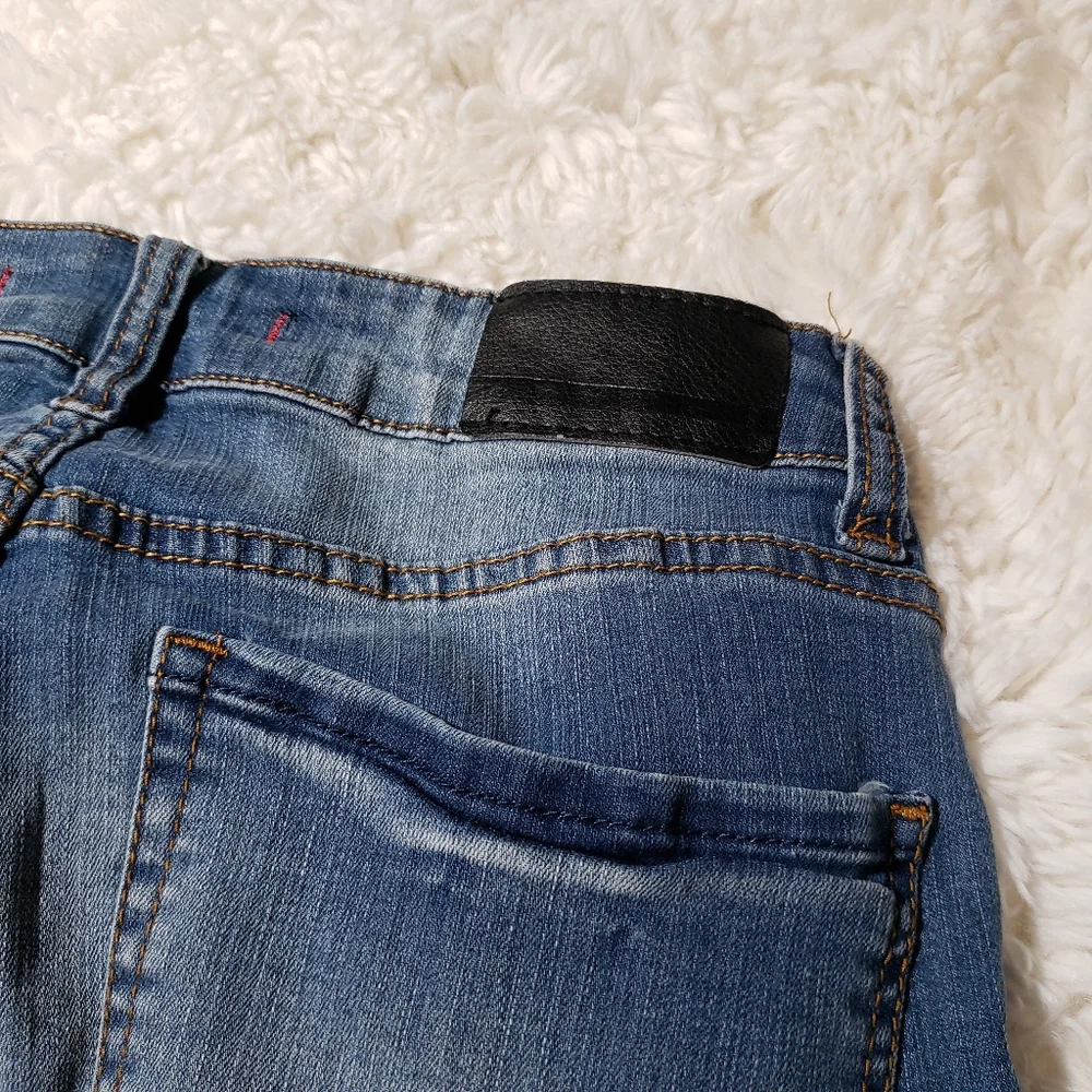 !it Jeans Bermuda Long Rider Denim Shorts Medium Wash Distressed